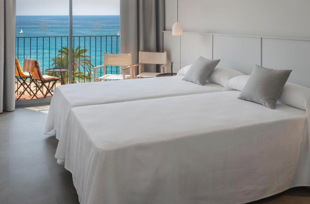 ¡Cierre de temporada! Adults Only y 4* en Lloret de Mar a pie de playa - GHT Miratge - Only Adults 18 and up