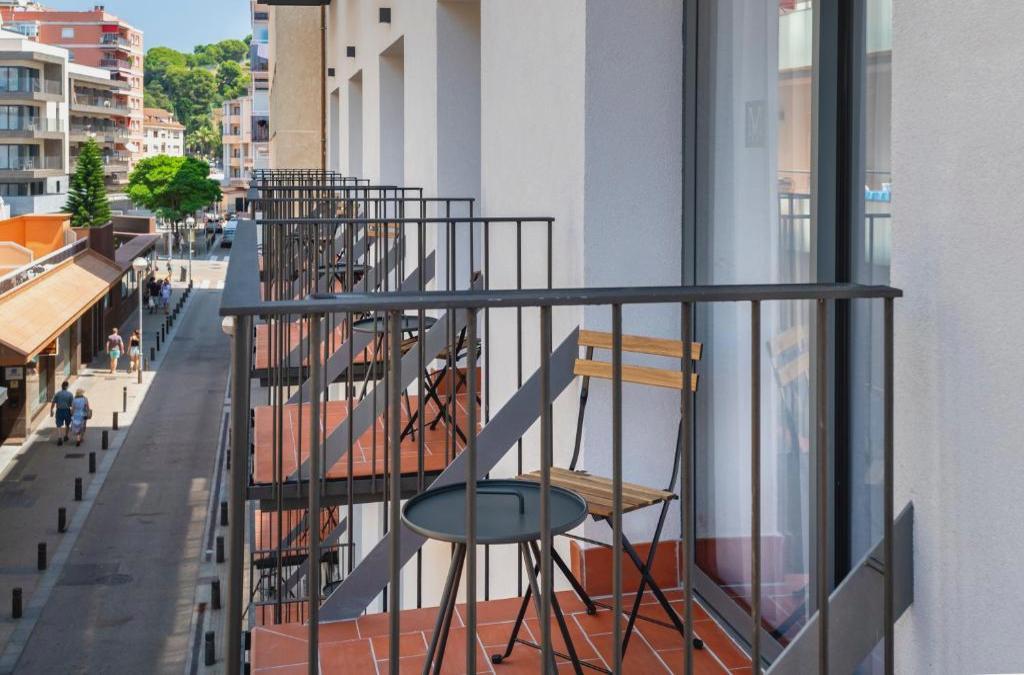 ¡Cierre de temporada! Adults Only y 4* en Lloret de Mar a pie de playa