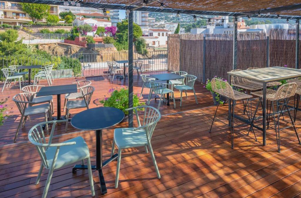 ¡Cierre de temporada! Adults Only y 4* en Lloret de Mar a pie de playa