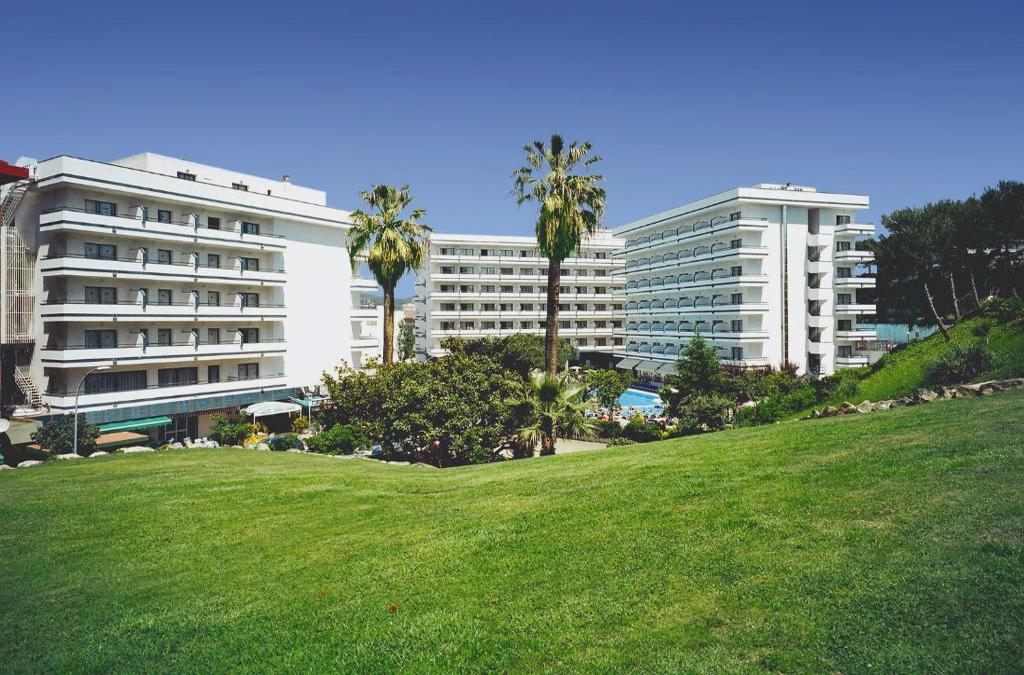 Mergulhe no verão na Costa Brava!