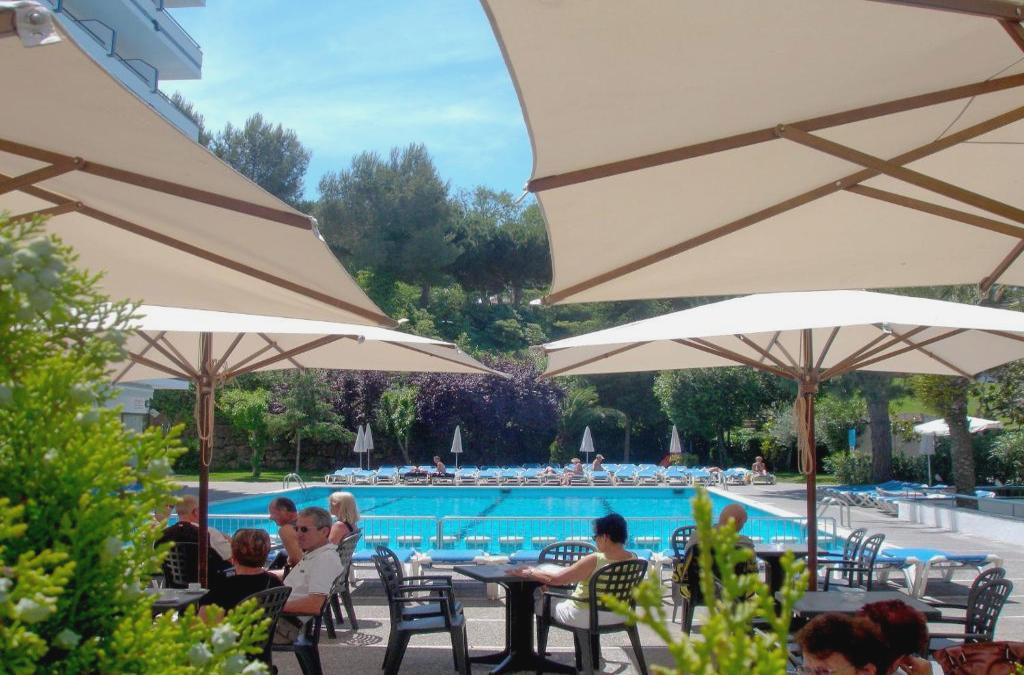 Mergulhe no verão na Costa Brava!