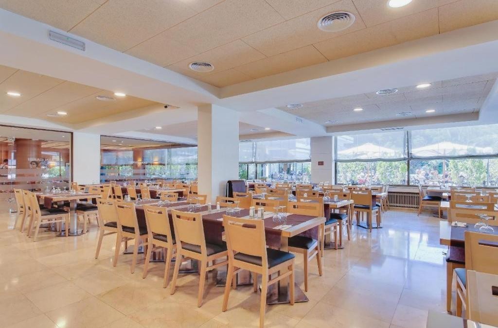 ¡Última hora! Planazo en Lloret de Mar: hotel 4* cerca de la playa