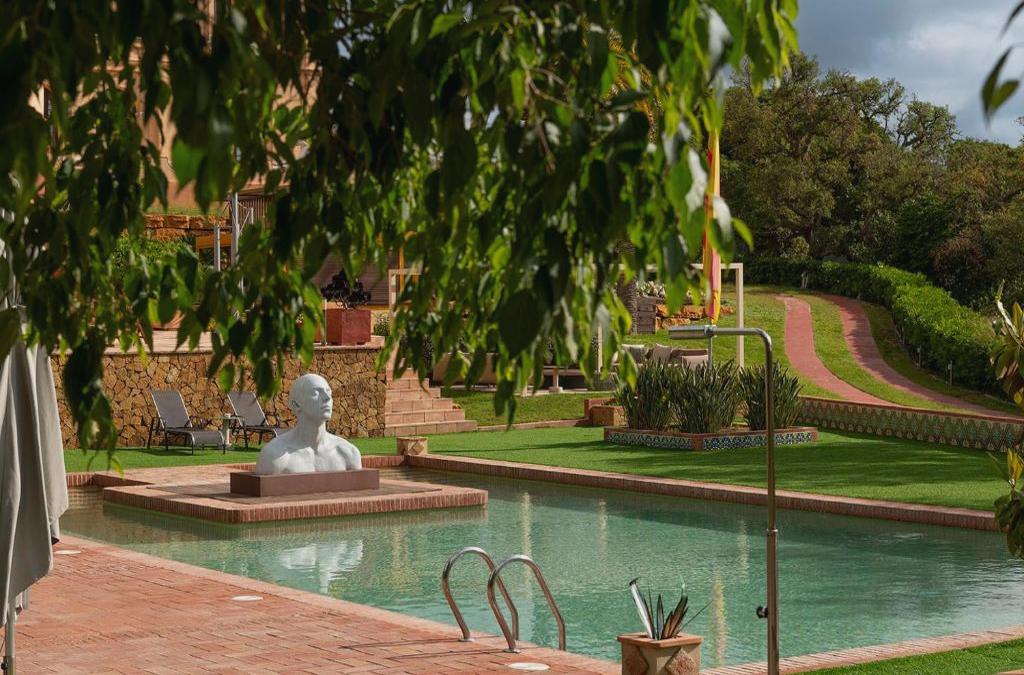 Hotel 5* en un monasterio del s. X en plena Costa Brava