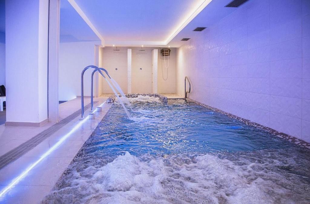 Your holiday to Malgrat de Mar (Barcelona Coast) in a 4* hotel next to the sea
