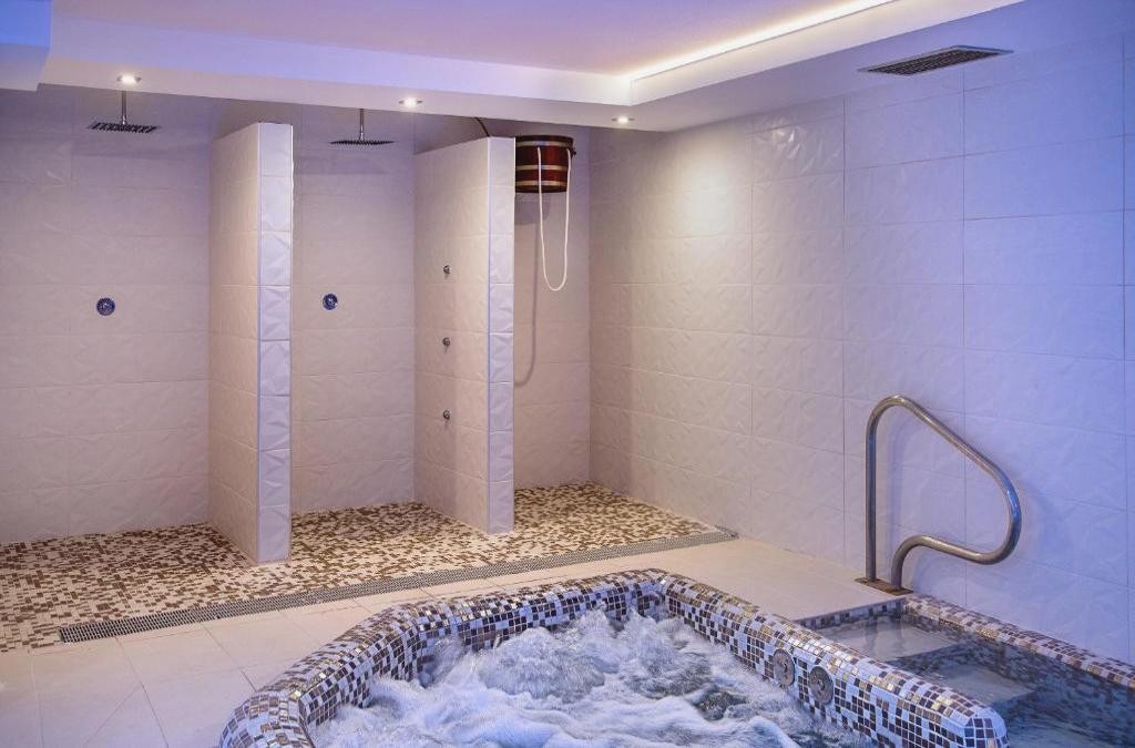 Your holiday to Malgrat de Mar (Barcelona Coast) in a 4* hotel next to the sea