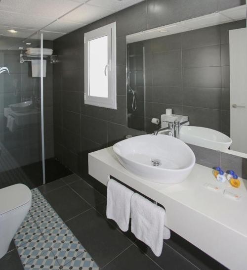 ¿Necesitas una escapada a la costa? Malgrat de Mar te espera - Hotel Europa & Spa
