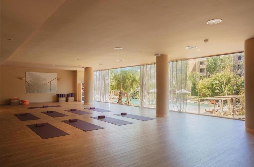 Vacaciones Slow Travel en hotel 4* superior en la costa del Maresme - Luna Club Yoga & Spa Hotel