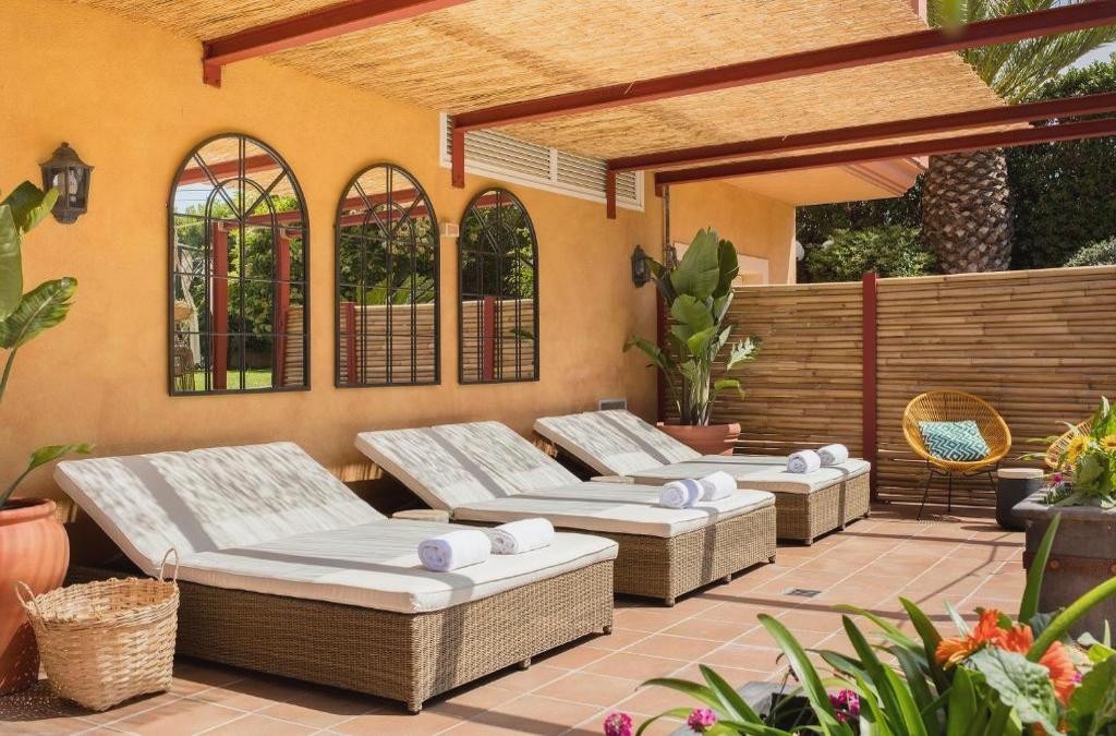 Vacaciones Slow Travel en hotel 4* superior en la costa del Maresme - Luna Club Yoga & Spa Hotel