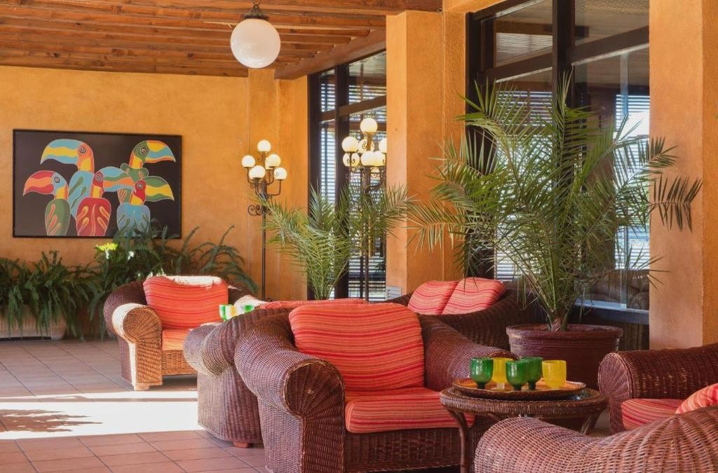 ¡Desconecta en Malgrat de Mar con yoga, Tai-Chi y zona solo adultos! - Hotel Luna Park Yoga and Spa