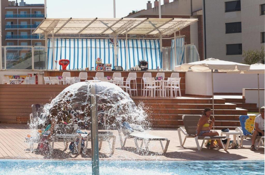 ¡Este Halloween, los peques viajan con descuento! Escápate a Malgrat de Mar - Hotel Sorra Daurada Splash