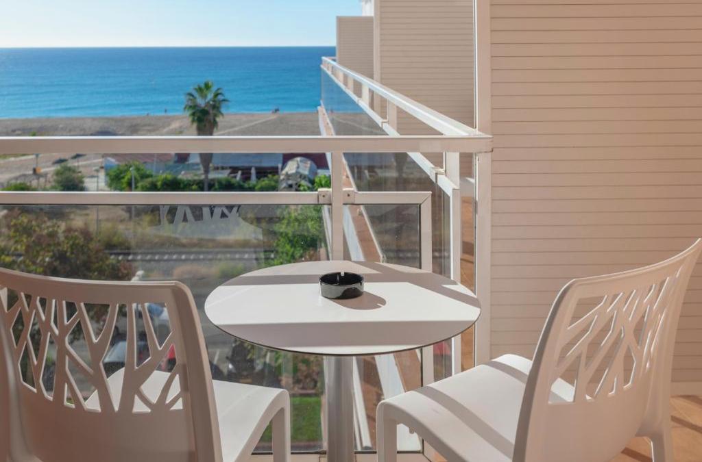 ¡Este Halloween, los peques viajan con descuento! Escápate a Malgrat de Mar - Hotel Sorra Daurada Splash