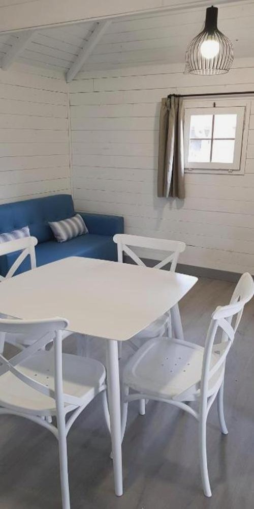 Mucho más que un camping: tu cabaña con estilo frente al Mediterráneo - Alannia Els Prats