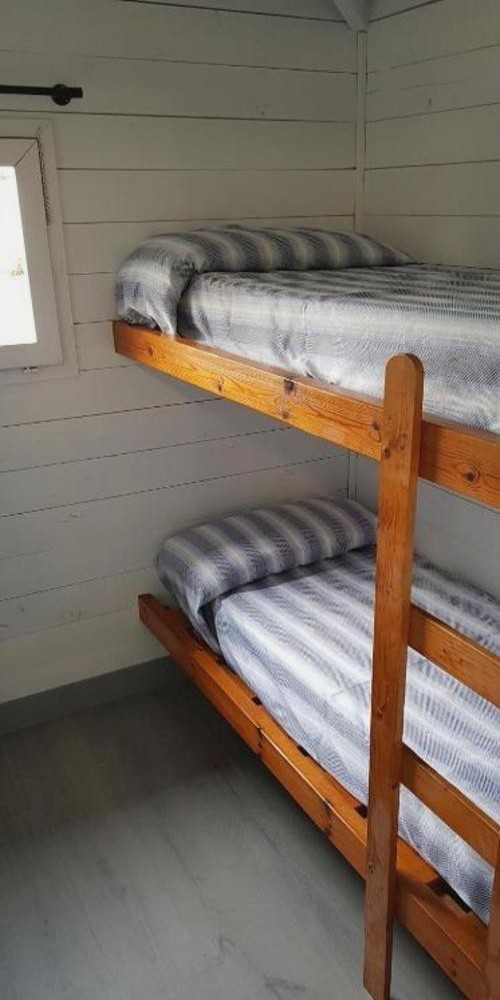 Mucho más que un camping: tu cabaña con estilo frente al Mediterráneo - Alannia Els Prats