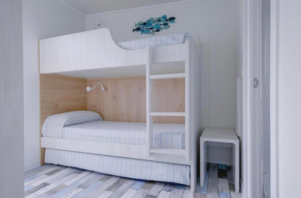 Mucho más que un camping: tu cabaña con estilo frente al Mediterráneo - Alannia Els Prats