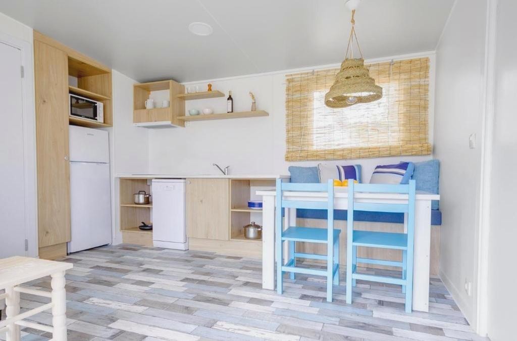 Mucho más que un camping: tu cabaña con estilo frente al Mediterráneo - Alannia Els Prats