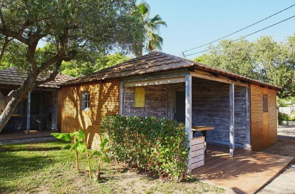 Mucho más que un camping: tu cabaña con estilo frente al Mediterráneo - Alannia Els Prats