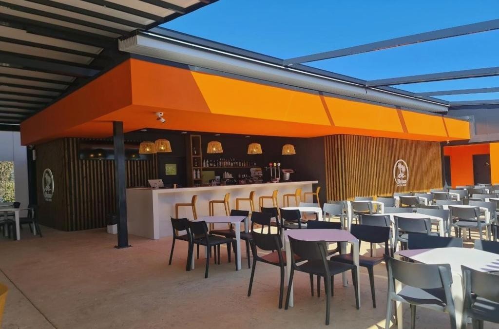 Mucho más que un camping: tu cabaña con estilo frente al Mediterráneo - Alannia Els Prats