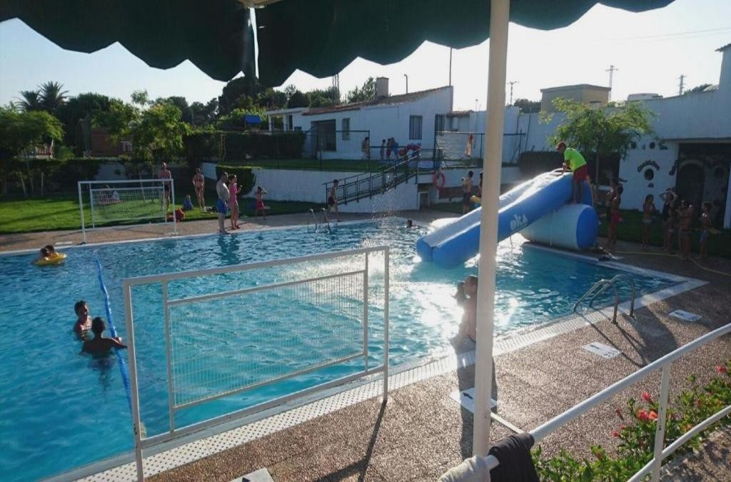 Camping Playa y Fiesta