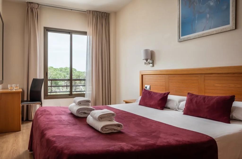 Descubre Pals desde un apartamento junto a la Costa Brava - Aparthotel & Village Golf Beach