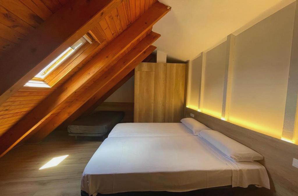 Duerme bajo las estrellas en la Vall de Boí ¡SPA incluido!