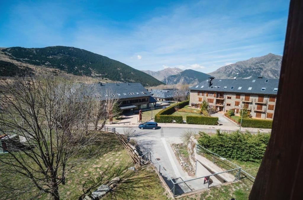Adrenalina y Motos de Nieve en Boí Taüll Resort - Hotel Taüll