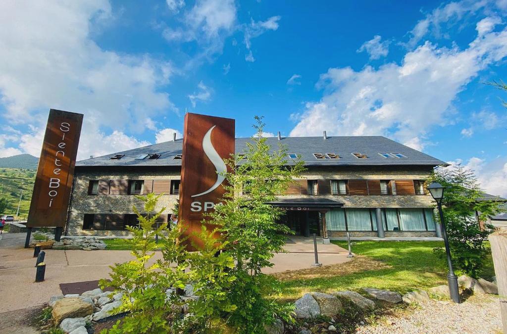 Naturaleza y spa en Boí Taüll: desconecta entre montañas y lagos