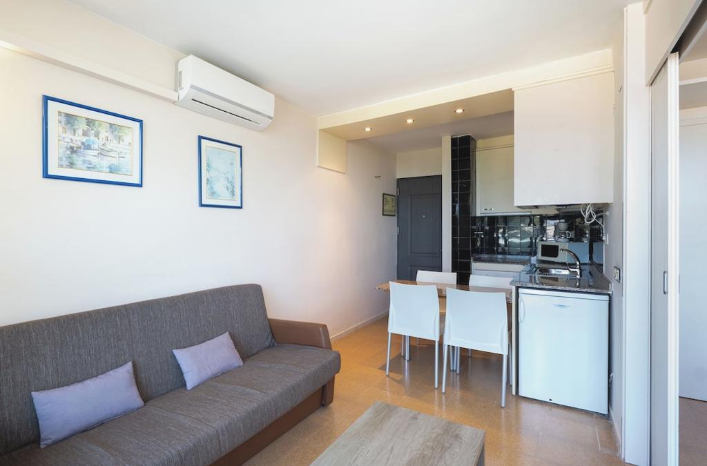 Platja d'Aro: Sunny Beaches & Secret Coves