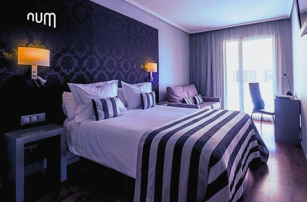 Num Hotel