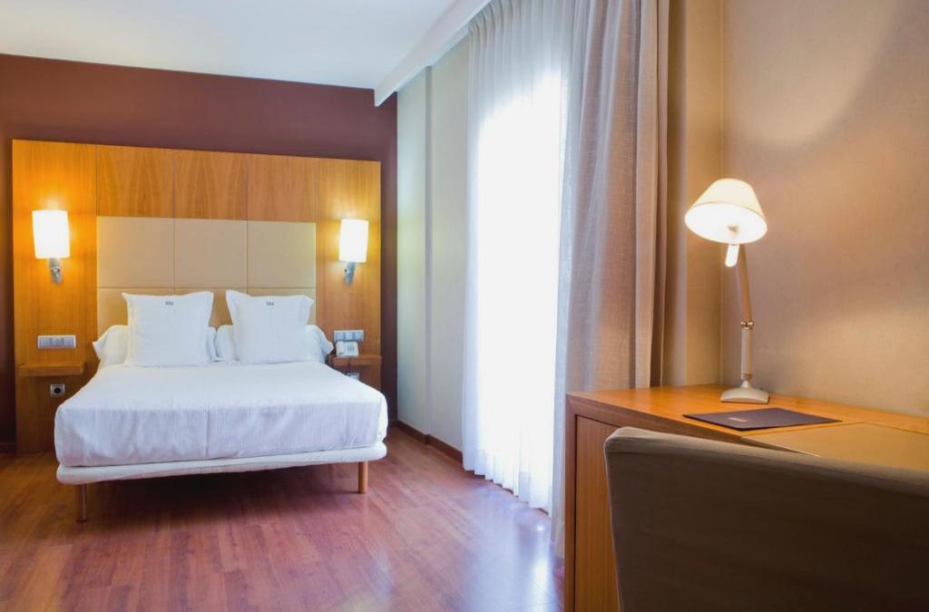Num Hotel