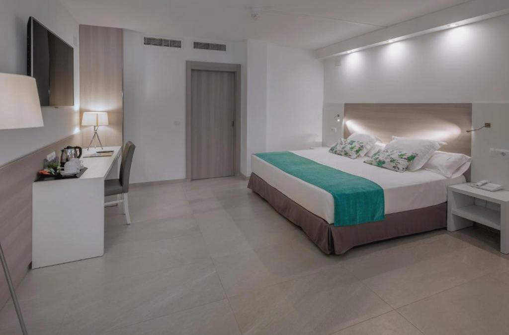 Hotel 4* em Salou + opção de incluir bilhetes para o Aquopolis!