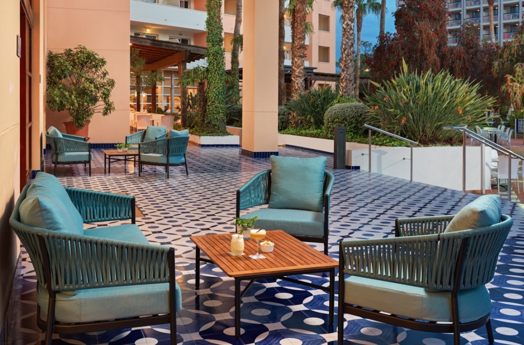 Erleben Sie tropischen Luxus in Salou