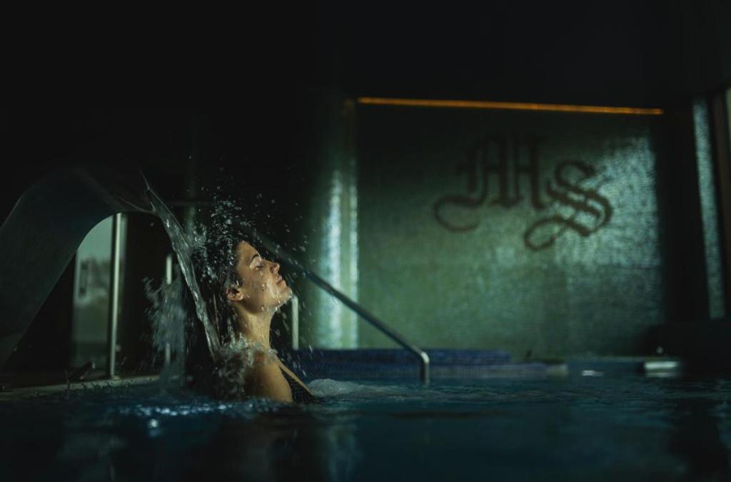Naturaleza, calma y burbujas en Santa Coloma de Farners: hotel 4* con spa incluido - Hotel Mas Sola