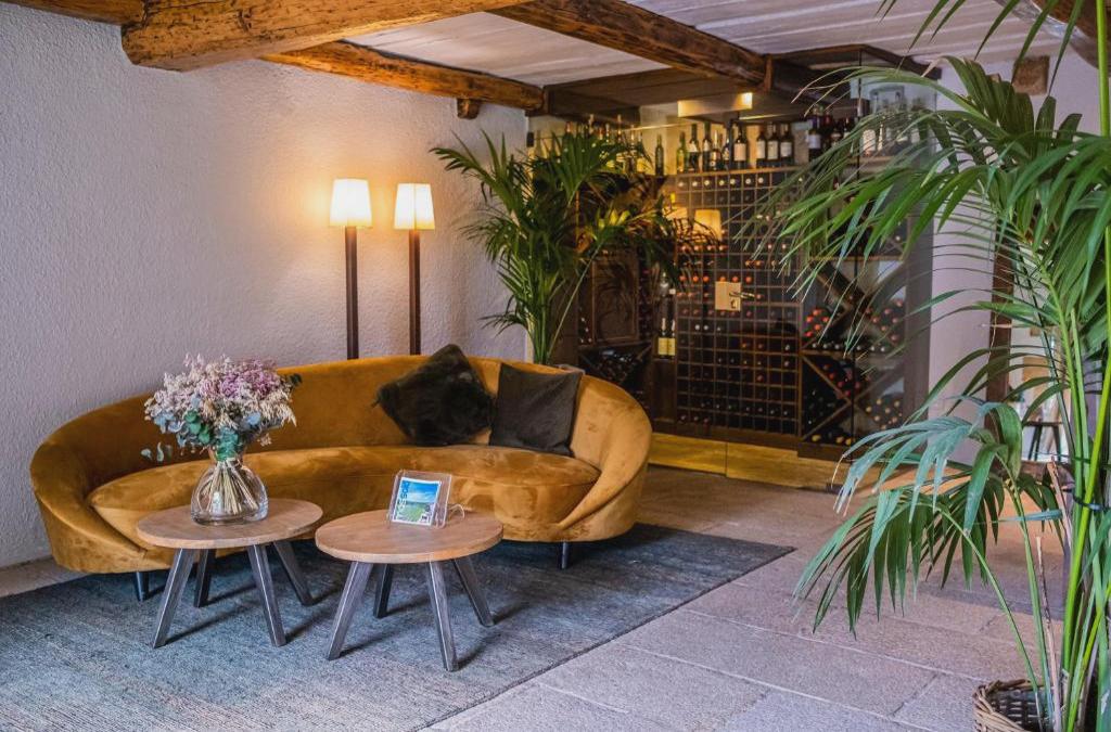 Naturaleza, calma y burbujas en Santa Coloma de Farners: hotel 4* con spa incluido - Hotel Mas Sola