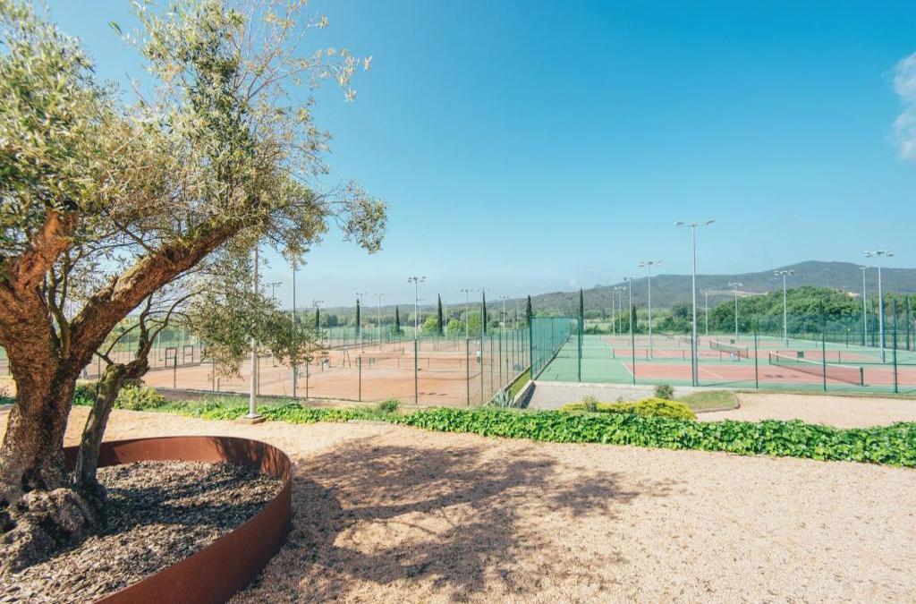 Naturaleza, calma y burbujas en Santa Coloma de Farners: hotel 4* con spa incluido - Hotel Mas Sola