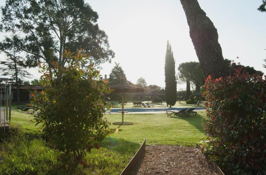 Naturaleza, calma y burbujas en Santa Coloma de Farners: hotel 4* con spa incluido - Hotel Mas Sola