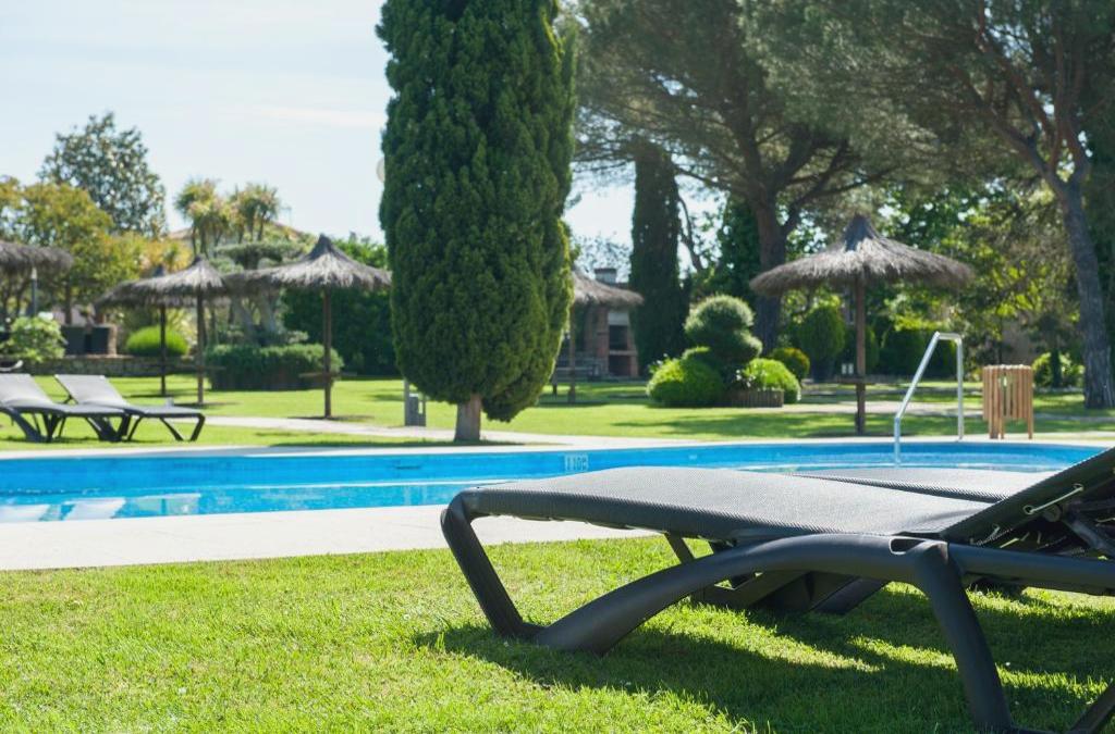 Naturaleza, calma y burbujas en Santa Coloma de Farners: hotel 4* con spa incluido - Hotel Mas Sola