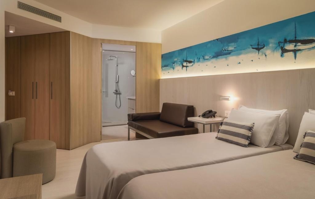 Adults Only: Hotel 4* en Santa Susana con Media Pensión - (ThePlace) Mar Mediterrania