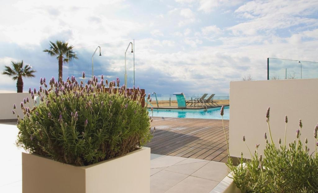 Adults Only: Hotel 4* en Santa Susana con Media Pensión - (ThePlace) Mar Mediterrania
