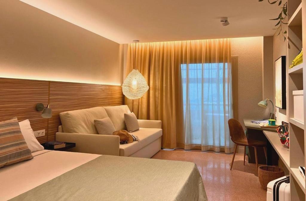 Alójate en un hotel 4* superior recién reformado en la Costa del Maresme - Hotel Alegria El Mar 4* SUP