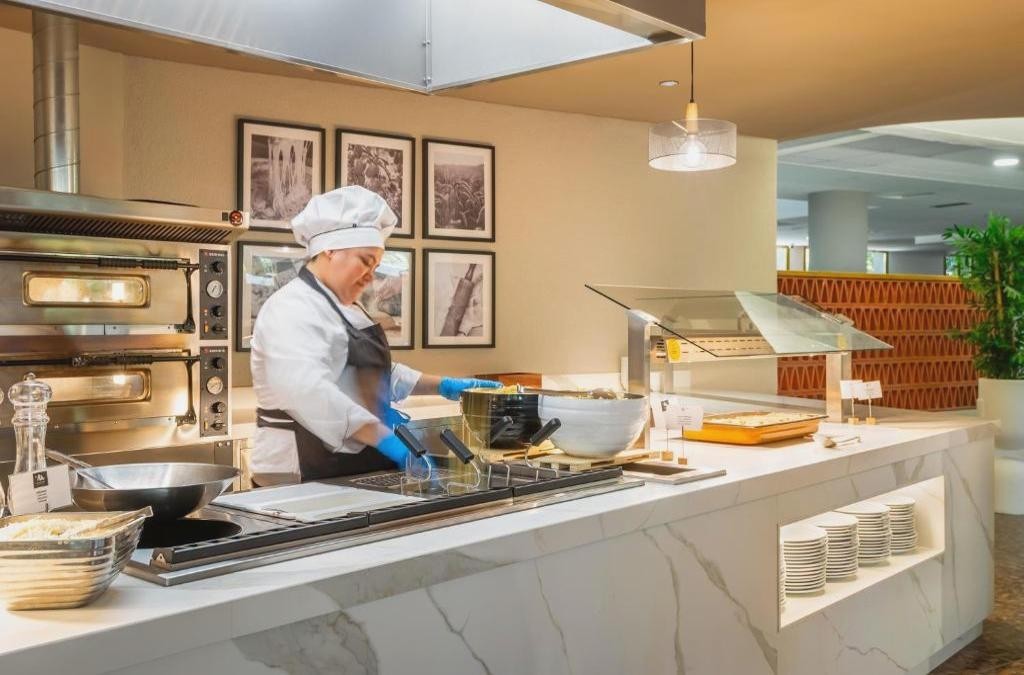 Alójate en un hotel 4* superior recién reformado en la Costa del Maresme - Hotel Alegria El Mar 4* SUP