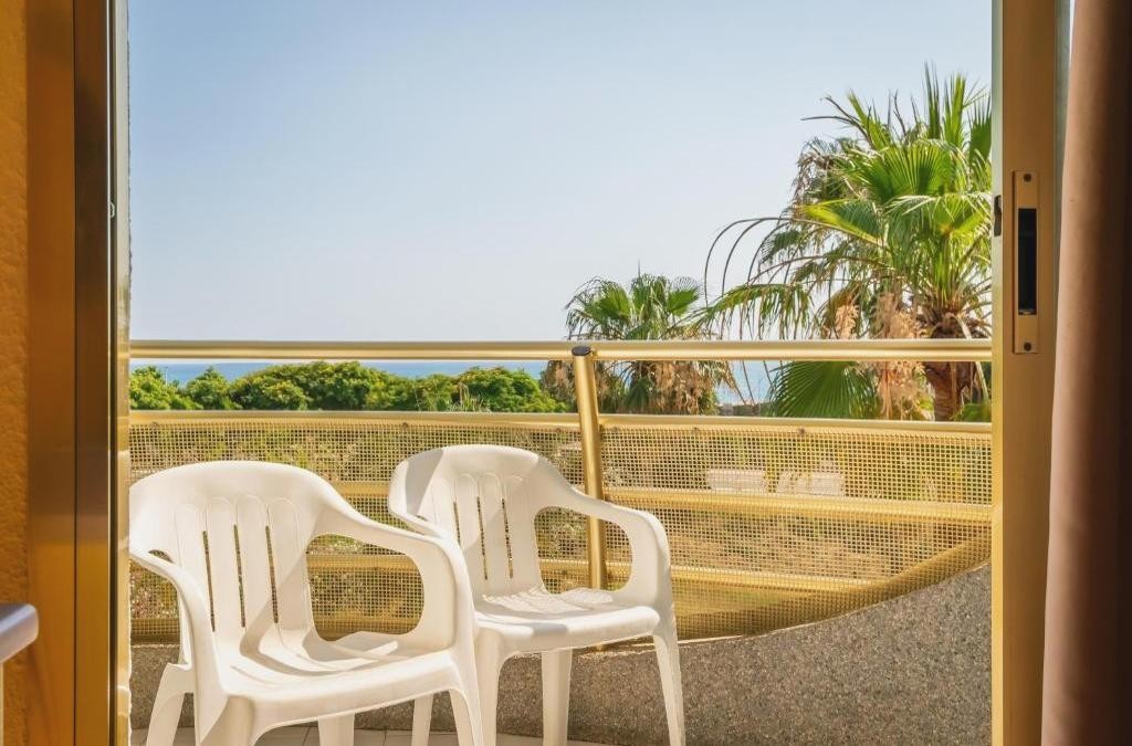 Alójate en un hotel 4* superior recién reformado en la Costa del Maresme - Hotel Alegria El Mar 4* SUP