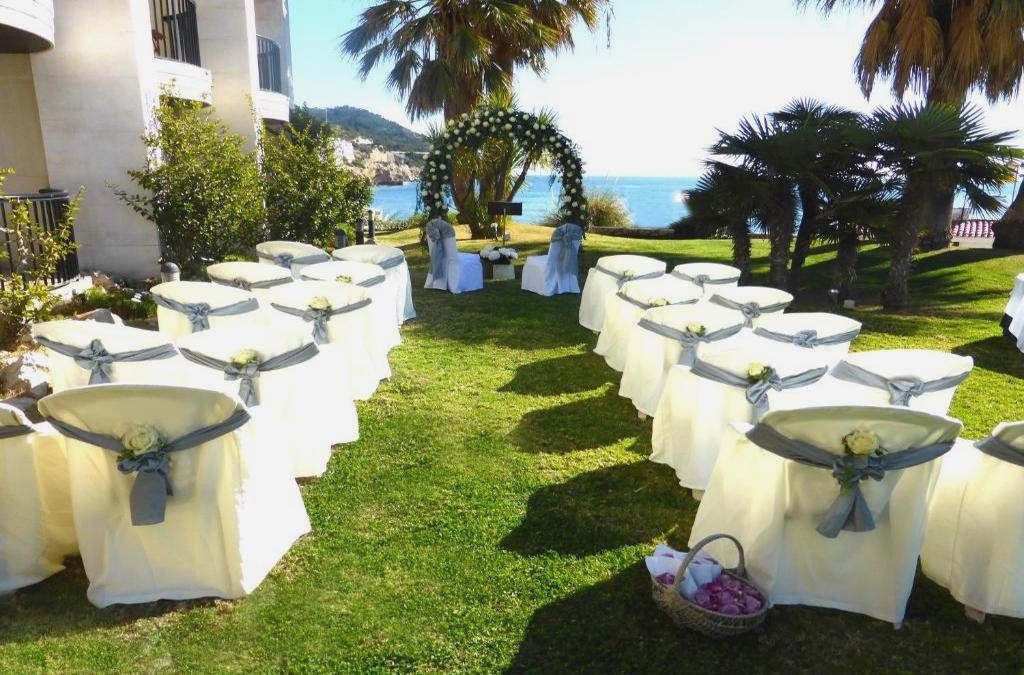Sitges en hotel 4* y alojado en habitación deluxe - Estela Barcelona