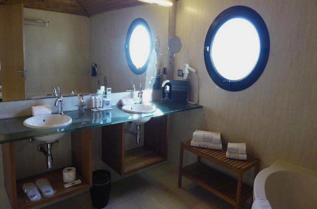 Sitges en hotel 4* y alojado en habitación deluxe - Estela Barcelona