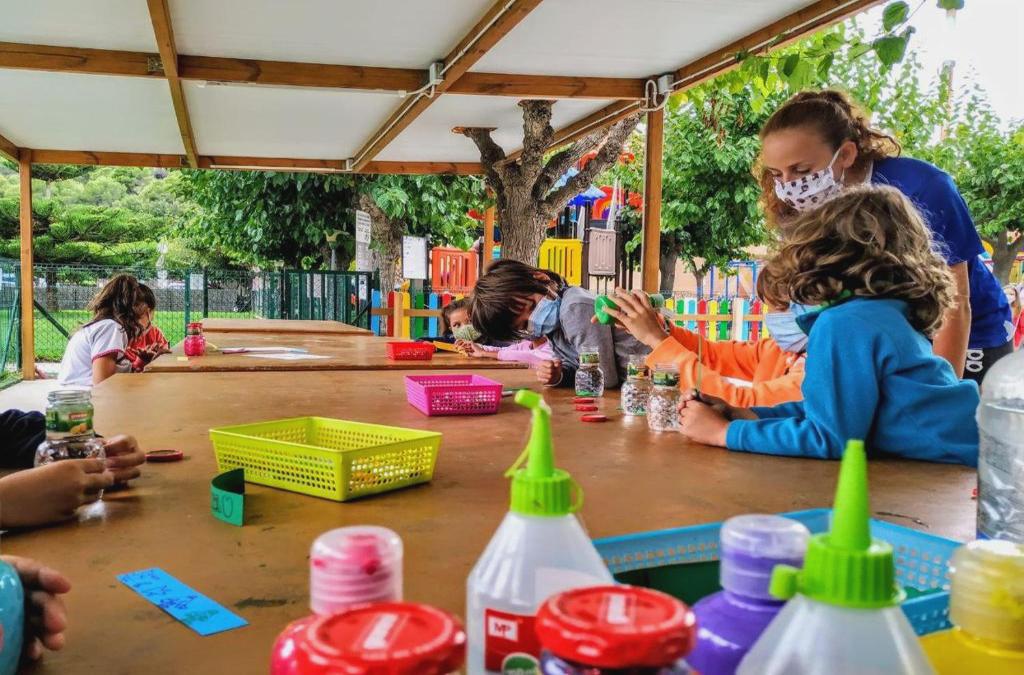 Disfruta de tu bungalow en Tamarit con acceso al spa incluido