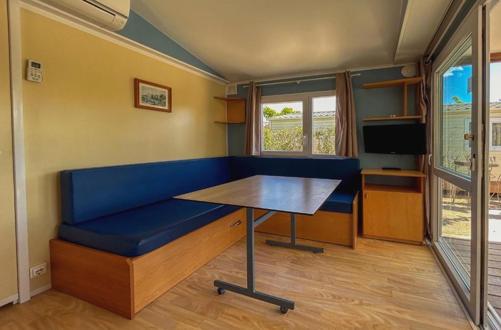 Disfruta de tu bungalow en Tamarit con acceso al spa incluido - Mediterrani Natura Spa Resort