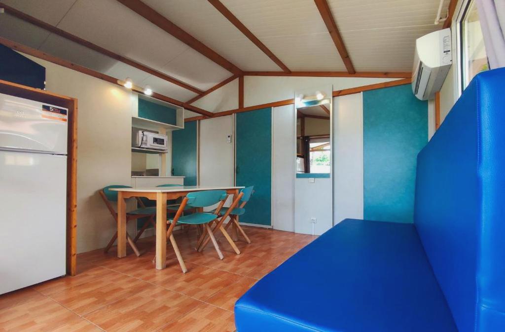 Disfruta de tu bungalow en Tamarit con acceso al spa incluido - Mediterrani Natura Spa Resort