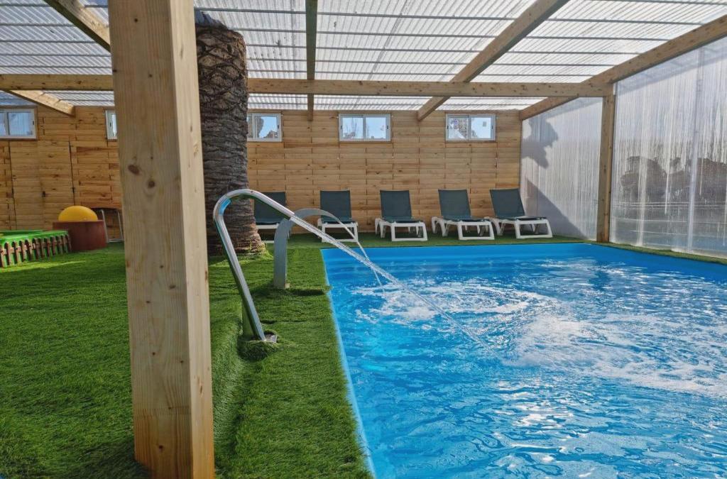 Disfruta de tu bungalow en Tamarit con acceso al spa incluido - Mediterrani Natura Spa Resort