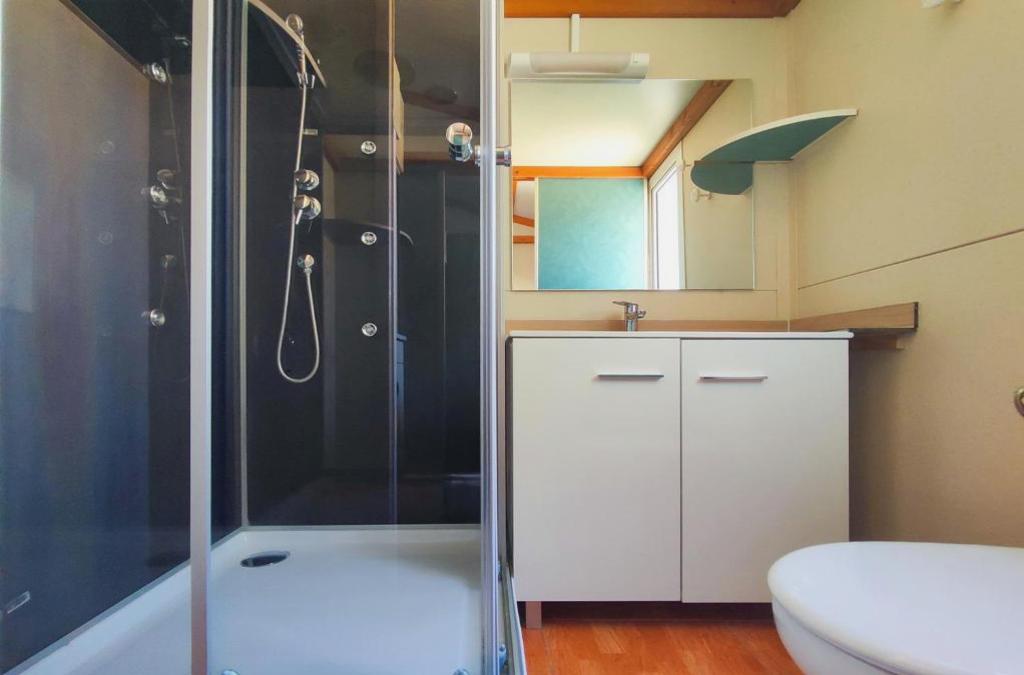 Disfruta de tu bungalow en Tamarit con acceso al spa incluido - Mediterrani Natura Spa Resort