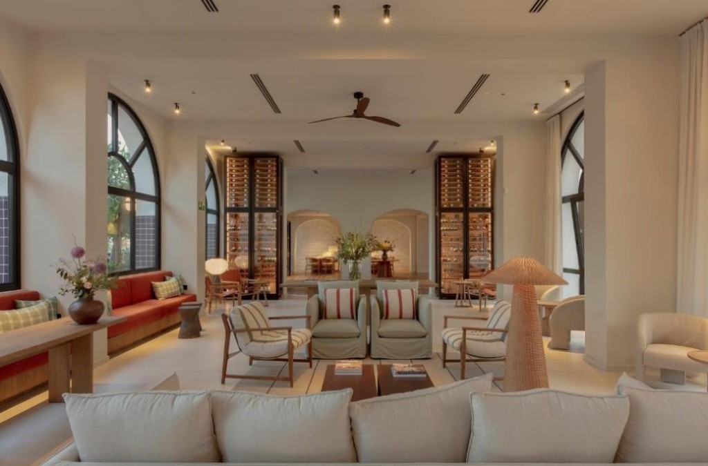 Experiência 5* em Tossa de Mar em frente à praia