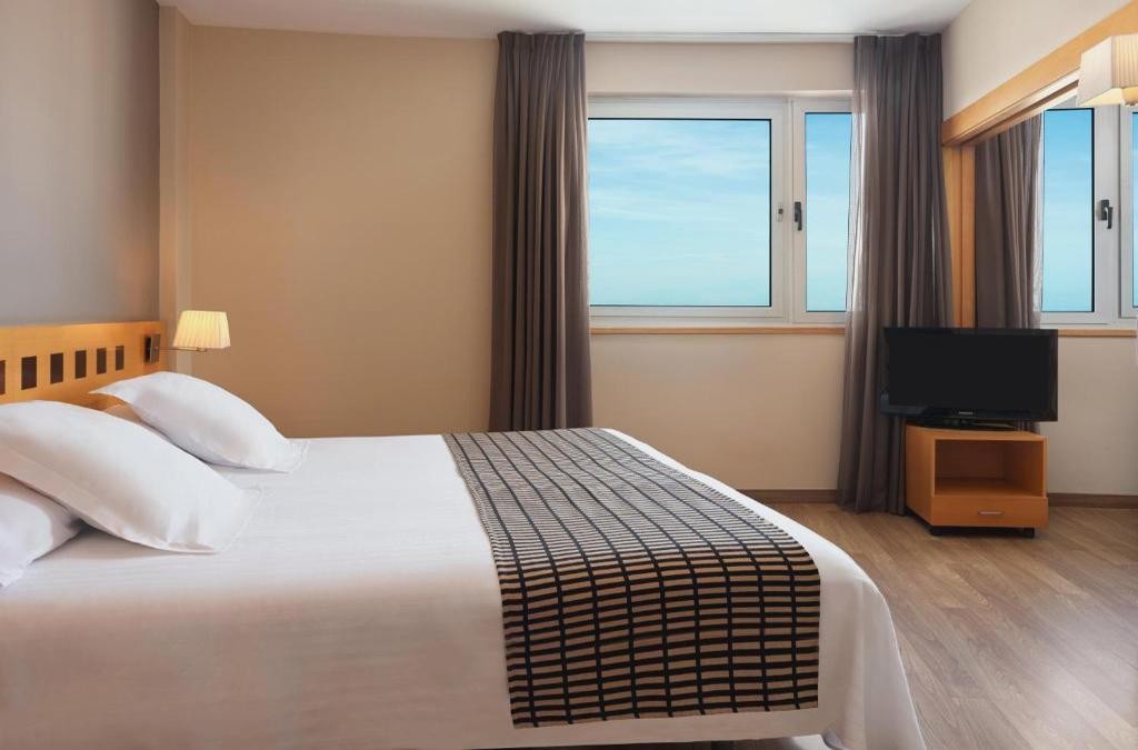 PortAventura Park y Ferrari Land en hotel 4* de Costa Dorada, ¡Vívelo!
